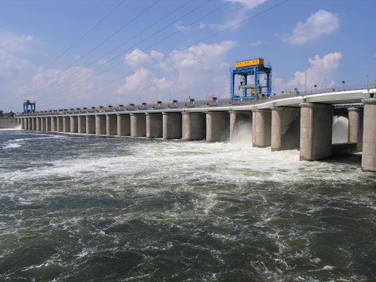 L'effondrement du barrage de Kakhovka en Ukraine déclenche une crise environnementale et sanitaire catastrophique